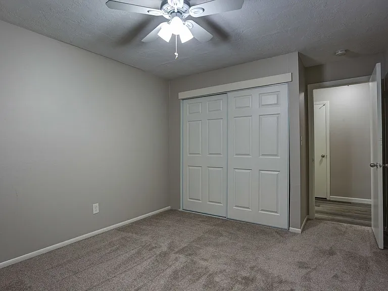 Sierra Terrace — Photo 52