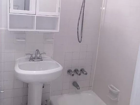 5th image of 459 Park Ave S #2A