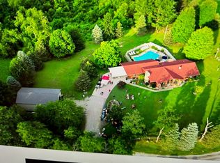 372 Sunny Ln, Wheeling, WV 26003