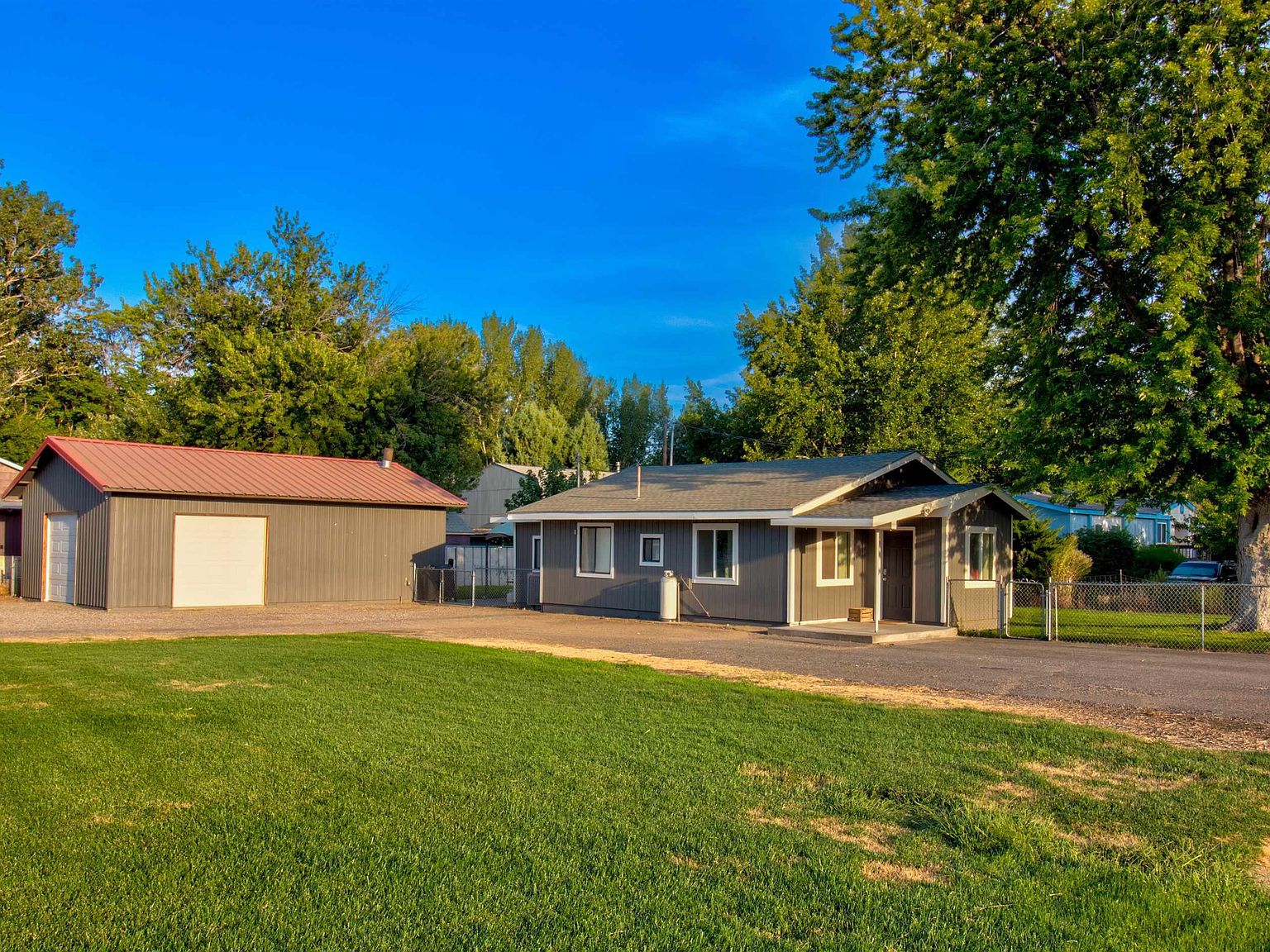 112 S 2nd St, Benton City, WA 99320 Zillow