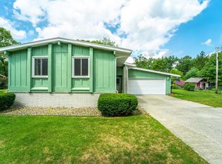 12160 N 350 W, Wheatfield, IN 46392