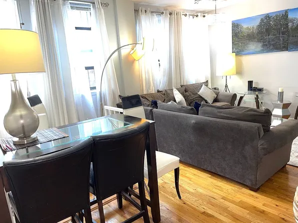 319 E 105th St APT 1B, New York, NY 10029