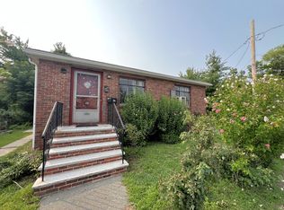 155 Faneuil St #1R, Brighton, MA 02135