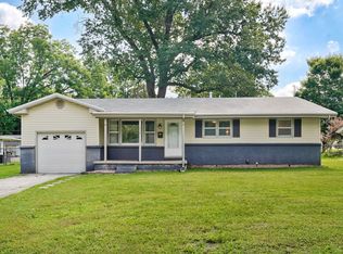 1954 S Newton Avenue, Springfield, MO 65807