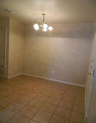 4th image of 1404 Nicholas Cir APT A
