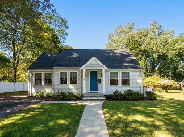 14 Essex Rd, Sharon, MA 02067