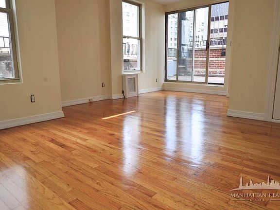 2nd image of 55 W 55th St #%%%%%%5b