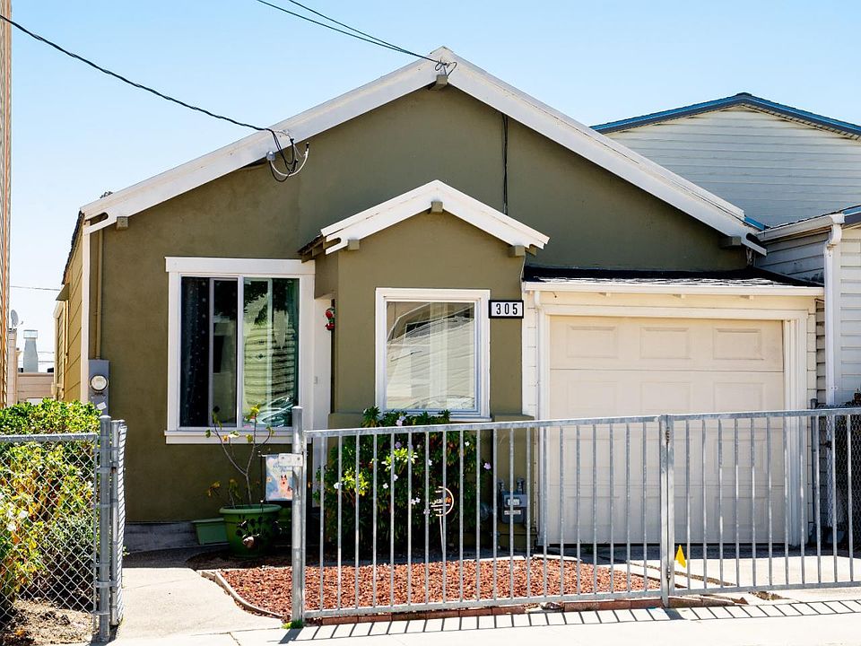 1st image of 305 Accacia St