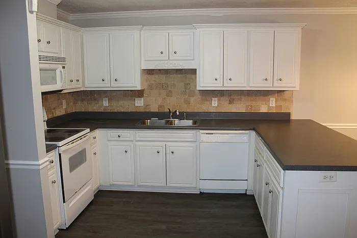 620 Goodale Ln — Photo 4