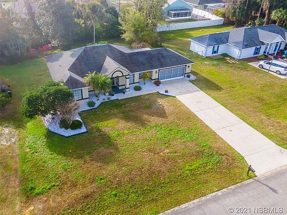 2nd image of 2220 Juanita Dr