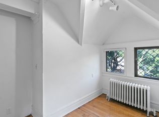 429 Douglas Ave #17184239, Kalamazoo, MI 49007