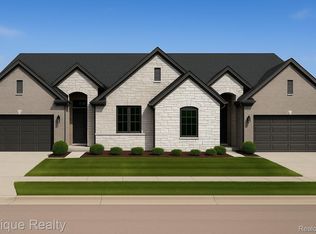 3301 Cornerstone Dr, Lake Orion, MI 48360