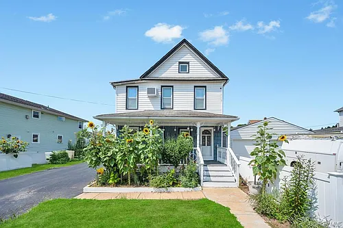 10 Harrison Ave Photo 1