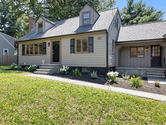 2nd image of 14 Brown Dr