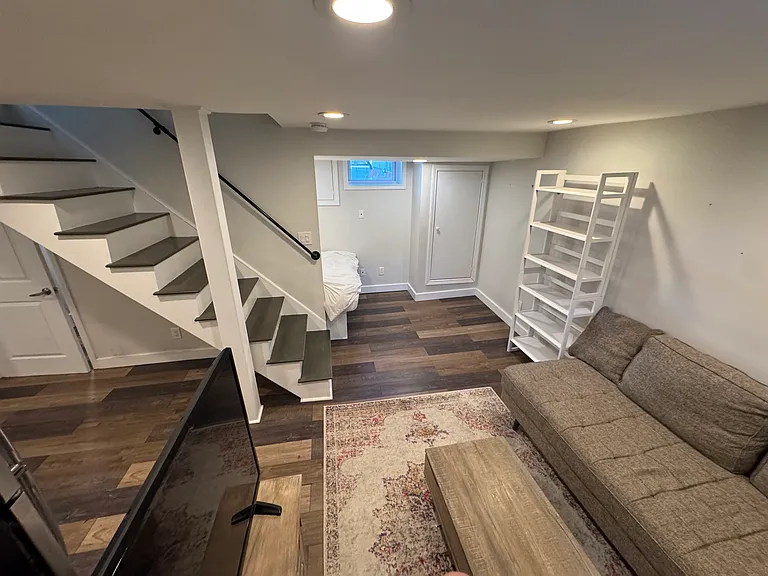 73R Rush St — Photo 22