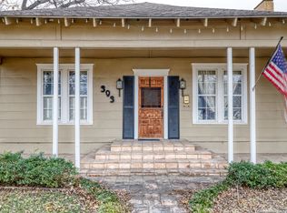 303 W Pecos St, Uvalde, TX 78801