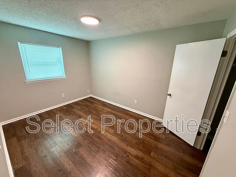 2015 Stonemill Dr #1 — Photo 9