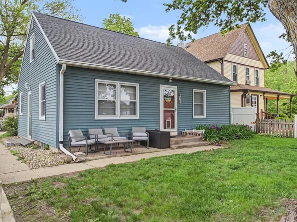 201 E 13th St, Ames, IA 50010