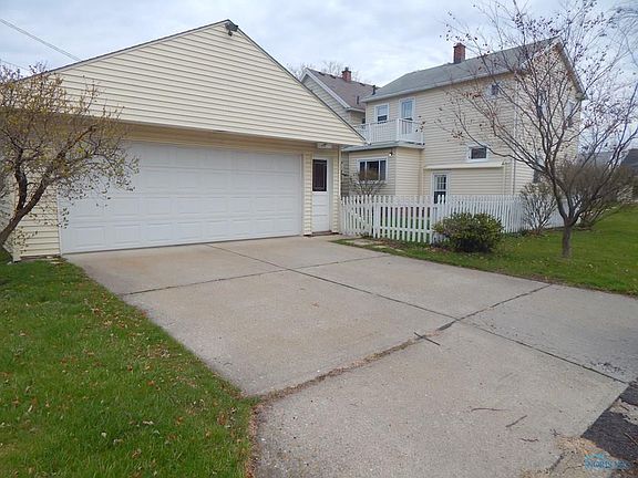 5th image of 956 National Ave