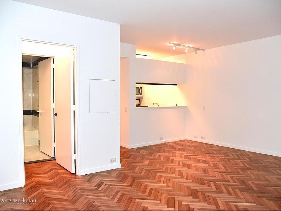 1st image of 150-156 W 56th St APT 4006