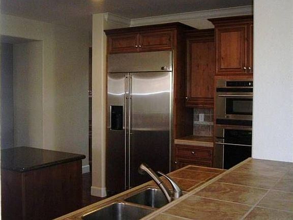 3rd image of 10362 Stathos Dr