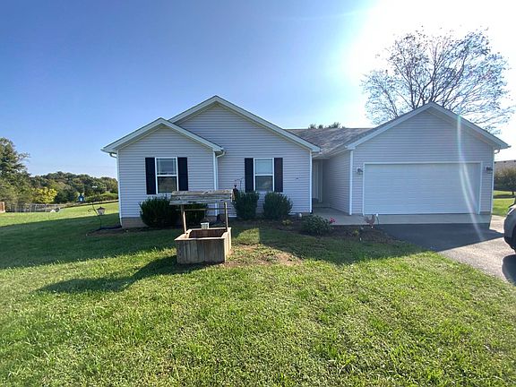 2nd image of 50 Brock Ln