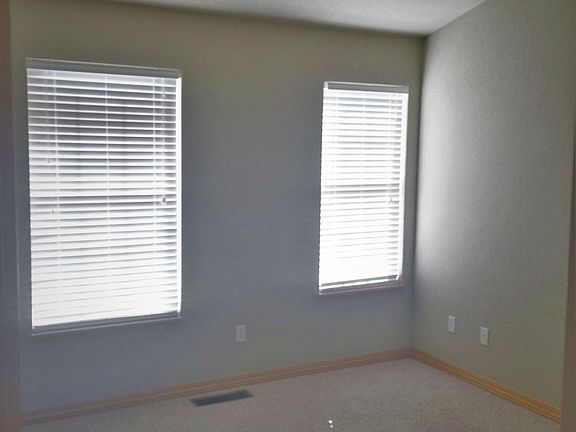 4th image of 2858 W Redstone Dr