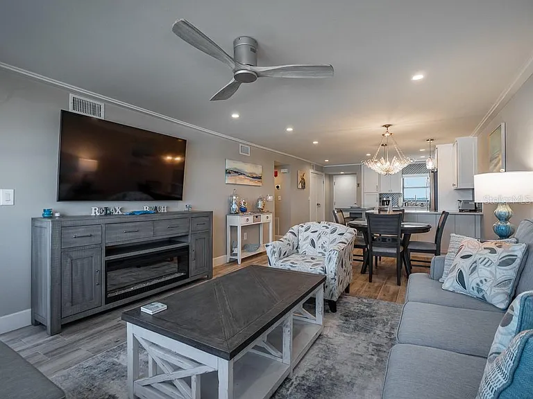 1270 Gulf Blvd #603 — Photo 9