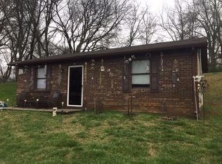 425 Valley St, Morristown, TN 37813