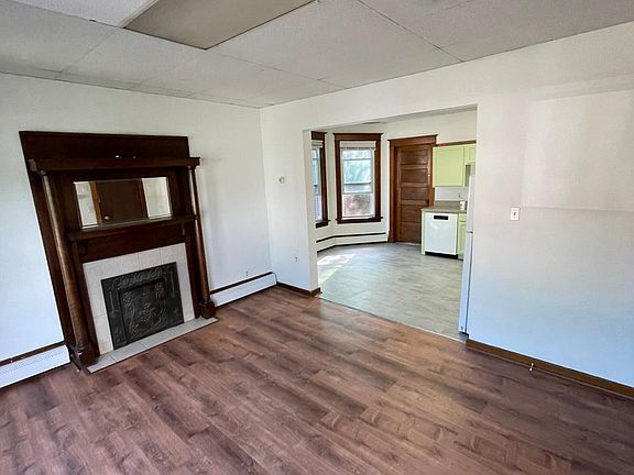 3rd image of 2319 15th St APT 2