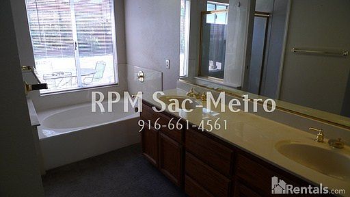 4th image of 2796 Butler Ct