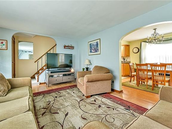5th image of 833 Pennwood Dr