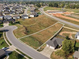 719 S Oak Terrace Drive, Nixa, MO 65714