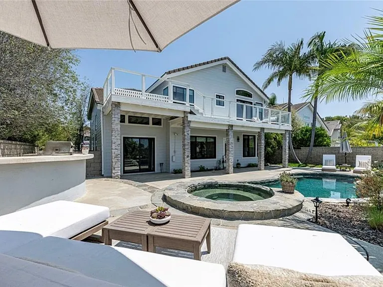 6 Westwind — Photo 5