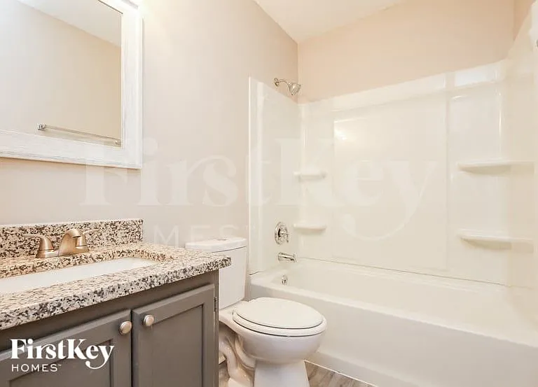 128 Lismark Dr — Photo 13