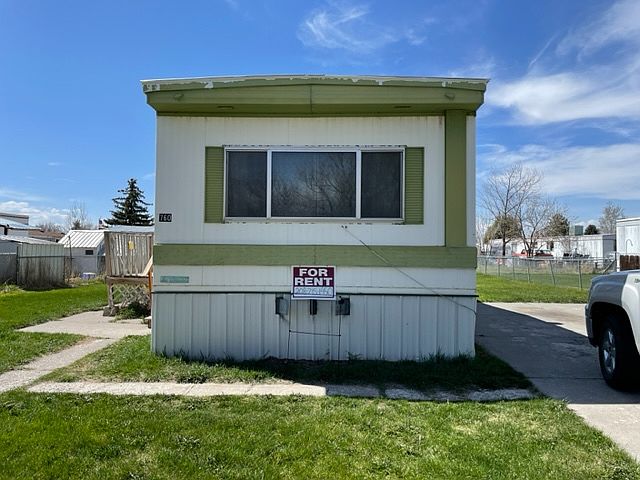 1st image of 760 N Eden Dr