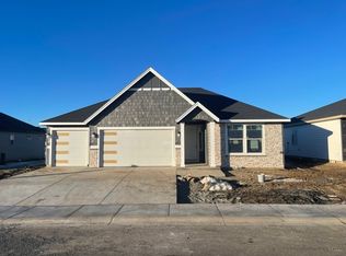 705 J St NE, Quincy, WA 98848