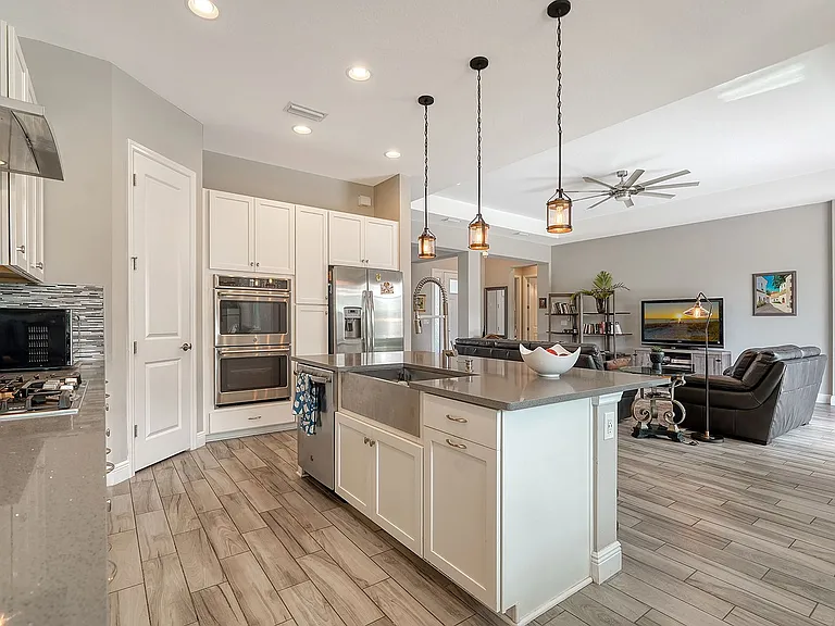 6325 Rivo Lakes Blvd — Photo 4