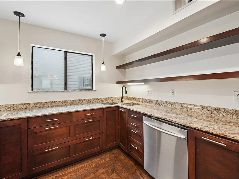 3618 Gillespie St #108 — Photo 10
