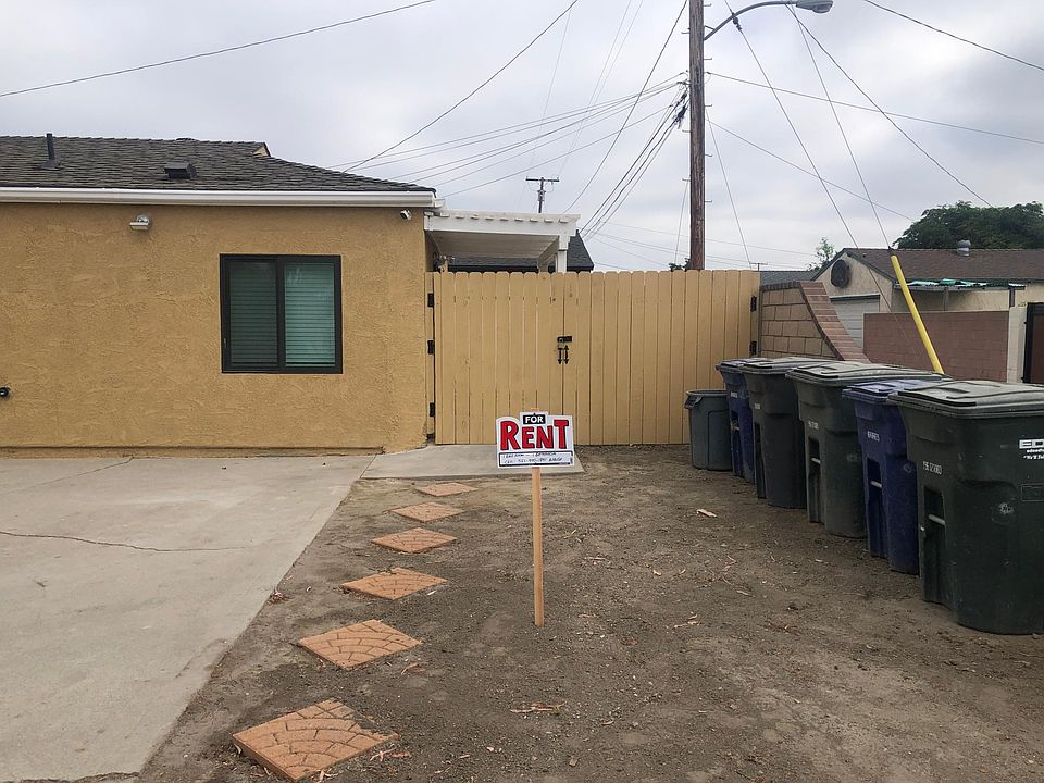 1st image of 5031 South St #1