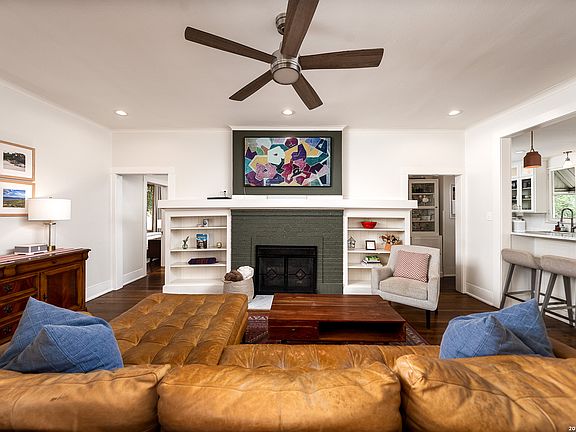 5th image of 146 DAVIS CT