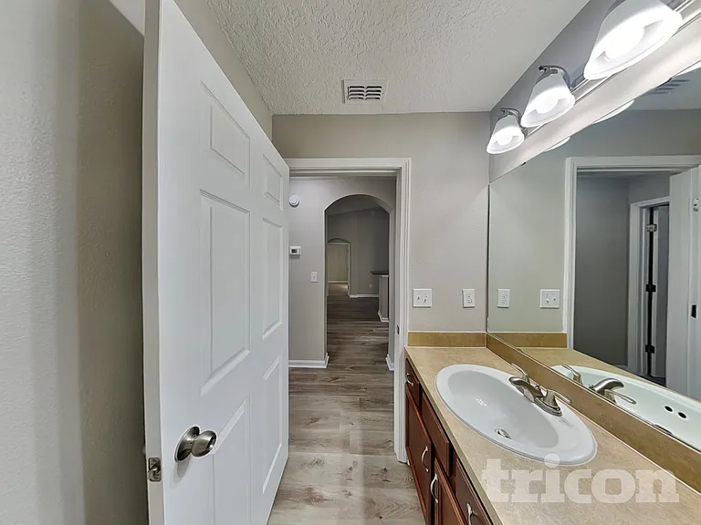 96401 Commodore Point Dr — Photo 4