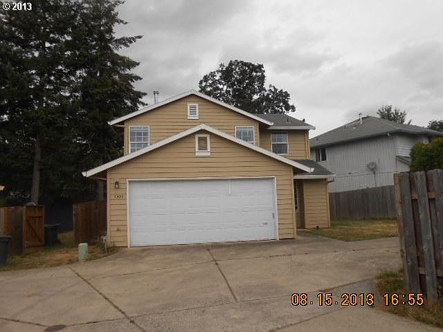 1st image of 1305 SE 61st Pl