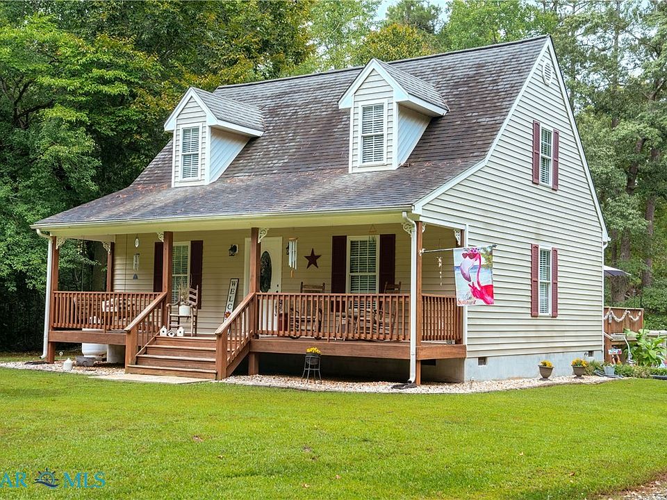 1st image of 1636 Edgehill Rd