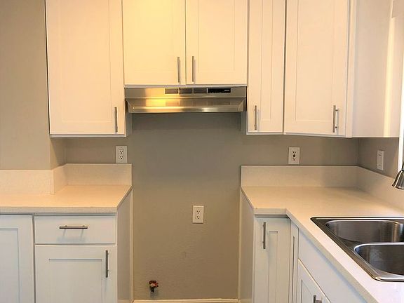 3rd image of 5908 E Ocean Blvd