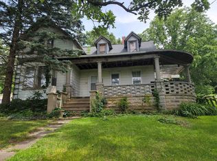 5820 Noble St, Gratiot, WI 53541