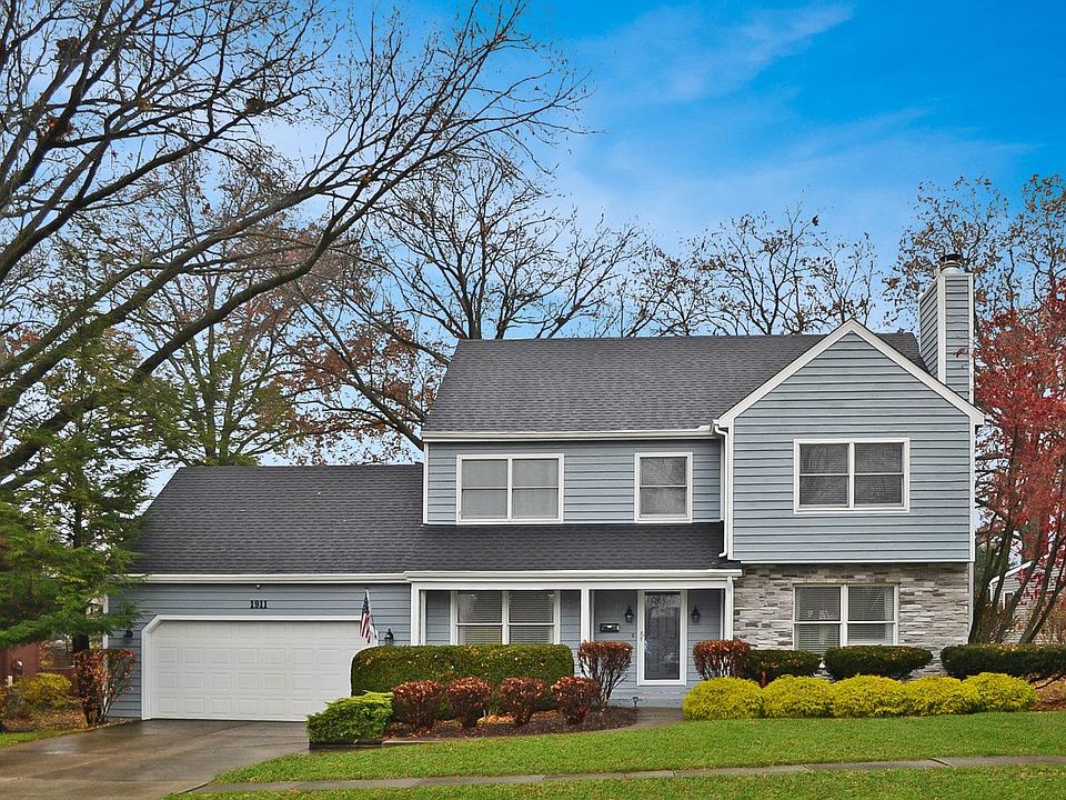 1911 Whitney Ave, Valparaiso, IN 46383 Zillow