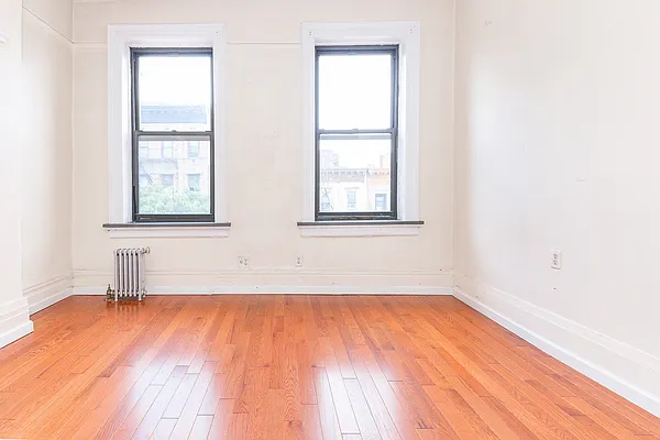 Rented by MySpaceNYC | media 8