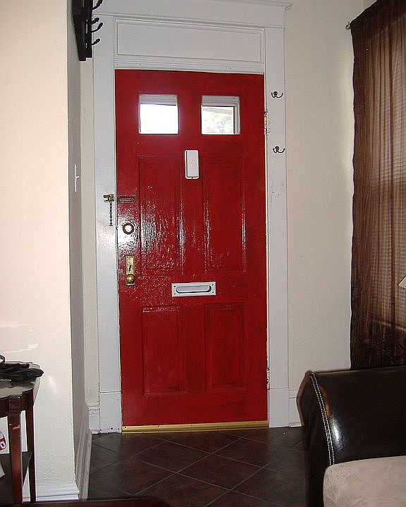 2nd image of 5740 Lansdowne Ave