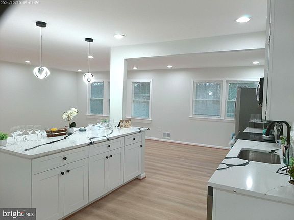 5th image of 9410 Dashia Dr
